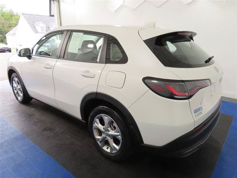 Used 2025 Honda HR-V LX image 10