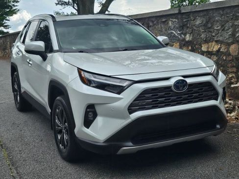 Used 2023 Toyota RAV4 Limited AWD/4WD image 11