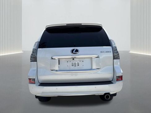 Used 2023 Lexus GX 460 Premium w/ Premium Package AWD/4WD image 6