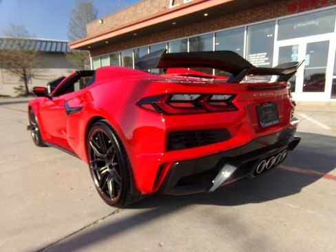 Used 2025 Chevrolet Corvette Z06 image 10