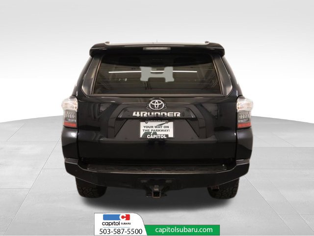 Used 2022 Toyota 4Runner SR5 AWD/4WD image 3