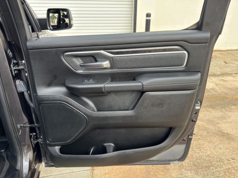Used 2020 RAM 1500 Big Horn AWD/4WD image 42