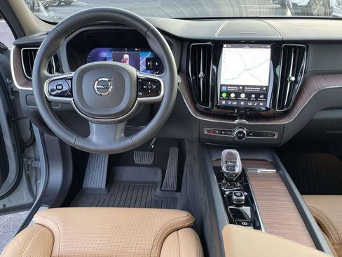 Used 2024 Volvo XC60 B5 Ultimate w/ Protection Package Premier AWD/4WD image 13