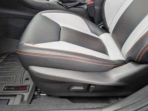 Certified 2023 Subaru Crosstrek 2.5i Limited w/ Moonroof Package AWD/4WD image 20