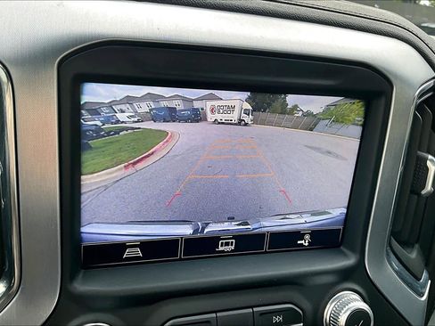 Used 2021 GMC Sierra 1500 SLT image 25