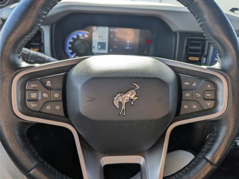 Used 2022 Ford Bronco Badlands image 22