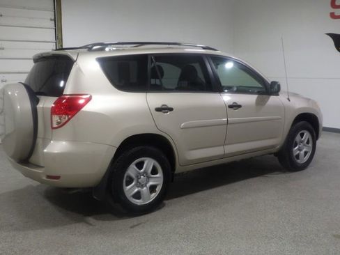 Used 2007 Toyota RAV4 2WD image 4