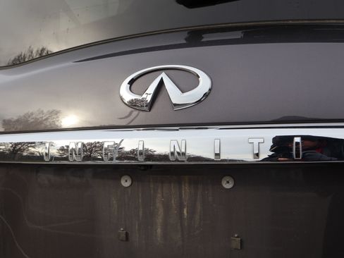 Used 2024 INFINITI QX80 Luxe image 21