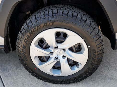 Used 2020 Toyota RAV4 LE w/ All Weather Liner Package AWD/4WD image 13