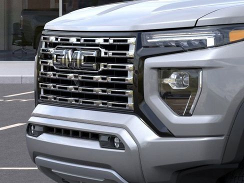 New 2026 GMC Canyon Denali w/ LPO, Black Badging Package image 13