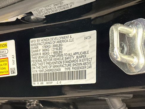 Used 2024 Honda Civic Sport image 12