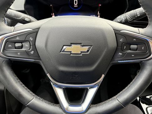 Used 2025 Chevrolet Trax LT w/ Driver Confidence Package image 19