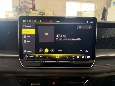 Used 2026 Volkswagen Tiguan SE R-Line AWD/4WD image 16