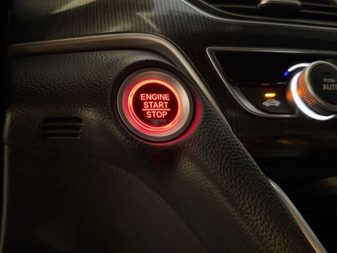 Used 2020 Honda Accord Sport image 30