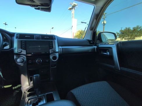 Used 2020 Toyota 4Runner SR5 image 3
