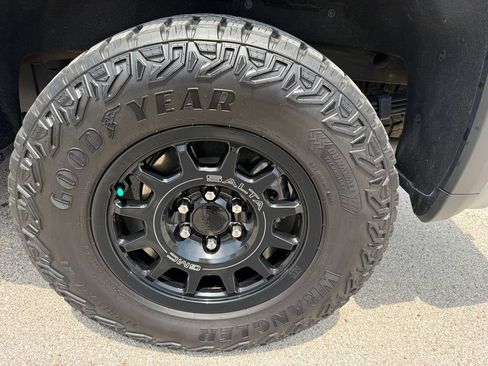 Used 2024 GMC Sierra 1500 AT4X w/ AT4X AEV Edition AWD/4WD image 58