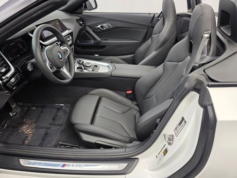Used 2026 BMW Z4 M40i RWD image 10