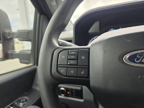Used 2024 Ford F350 XL AWD/4WD image 17