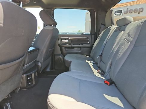Used 2024 RAM 2500 Big Horn AWD/4WD image 17