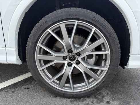 Used 2025 Audi Q3 2.0T Premium Plus w/ Premium Plus Package image 11