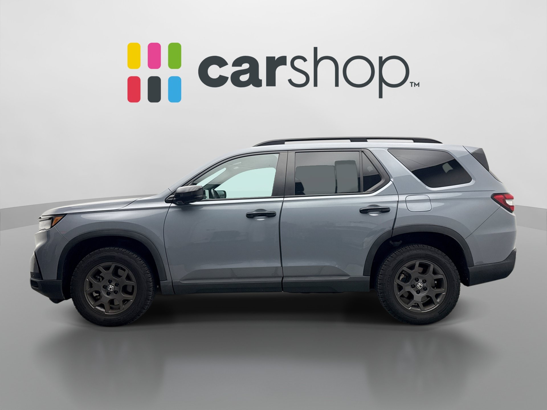 Used 2024 Honda Pilot TrailSport image 2