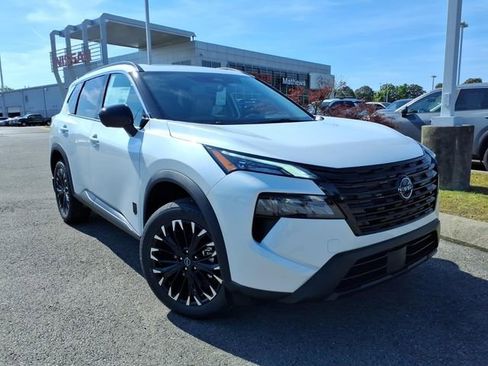 New 2026 Nissan Rogue SV FWD image 1