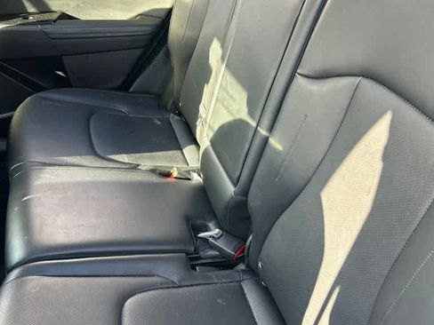 Used 2024 Kia Sportage EX FWD image 5