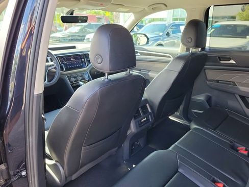 Certified 2022 Volkswagen Atlas SE FWD image 9