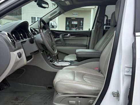 Used 2016 Buick Enclave Leather FWD image 9