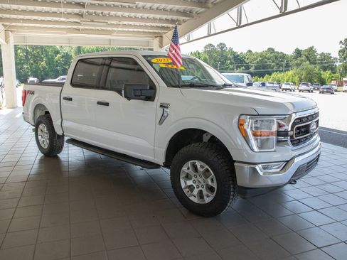 Used 2022 Ford F150 XLT w/ Equipment Group 301A Mid AWD/4WD image 6
