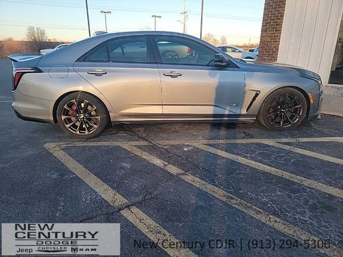 Used 2023 Cadillac CT4 V Blackwing w/ Driver Assist Package image 5