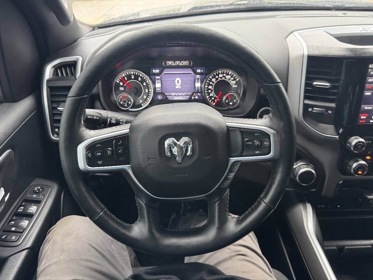 Used 2019 RAM 1500 Big Horn AWD/4WD image 18