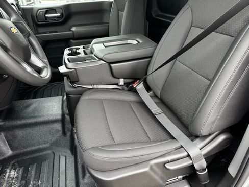 New 2026 Chevrolet Silverado 1500 W/T w/ WT Value Package AWD/4WD image 5