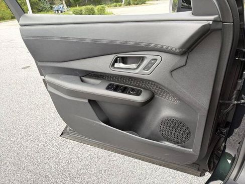 Certified 2024 Nissan Ariya AWD image 14