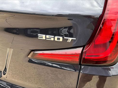 Used 2023 Cadillac XT4 Premium Luxury FWD image 9
