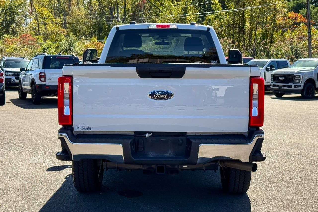 Used 2024 Ford F250 XLT w/ FX4 Off-Road Package AWD/4WD image 4