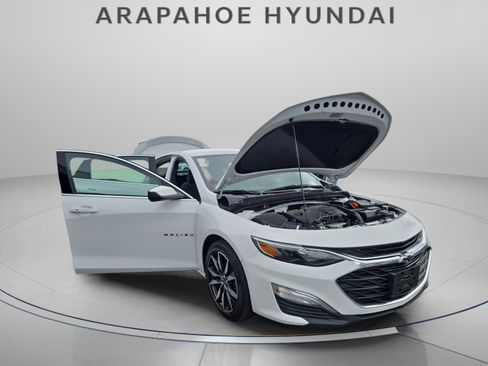 Used 2022 Chevrolet Malibu RS image 9