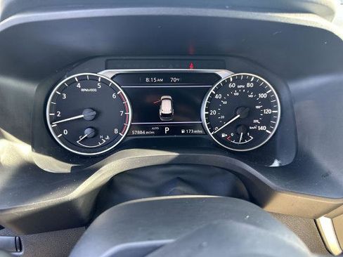 Certified 2025 Nissan Rogue SV image 15