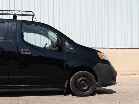 Used 2019 Nissan NV200 S w/ Cruise Control Package image 11