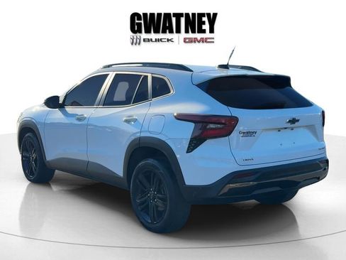 Used 2024 Chevrolet Trax ACTIV image 5