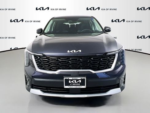 New 2026 Kia Sorento LX image 2