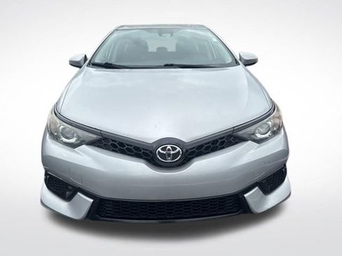 Used 2017 Toyota Corolla iM w/ All-Weather Mat Package FWD image 9