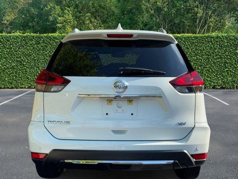 Used 2019 Nissan Rogue SV image 8