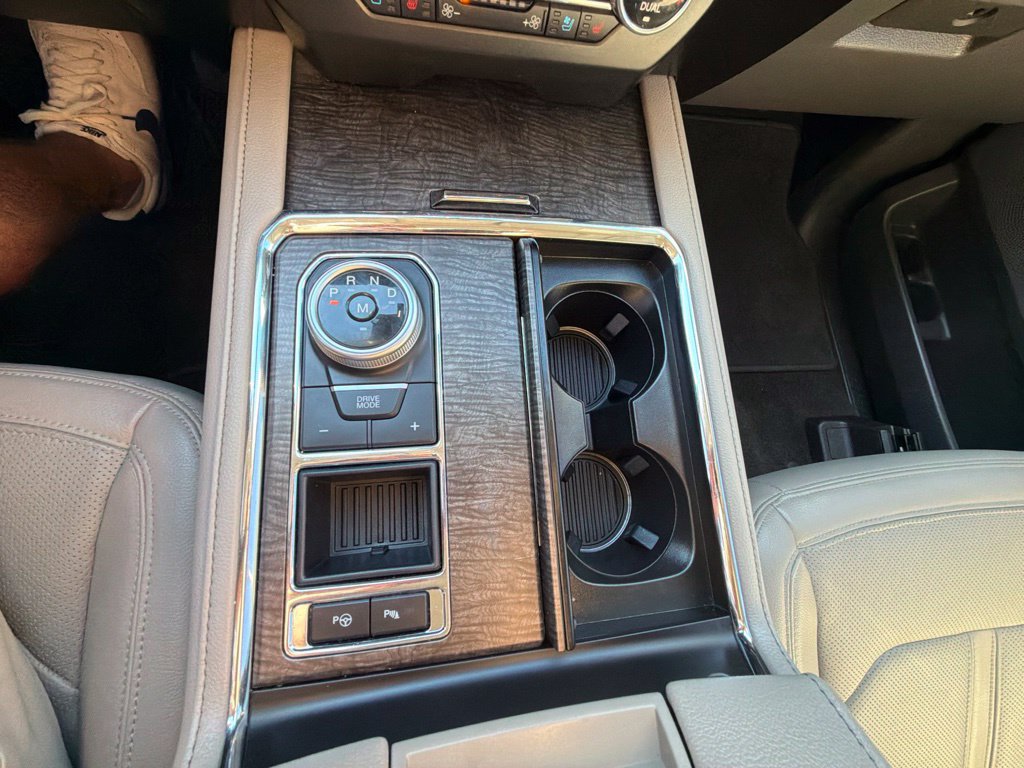 Used 2021 Ford Expedition Limited RWD image 24
