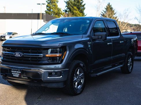 Used 2024 Ford F150 XLT w/ Tow/Haul Package image 4