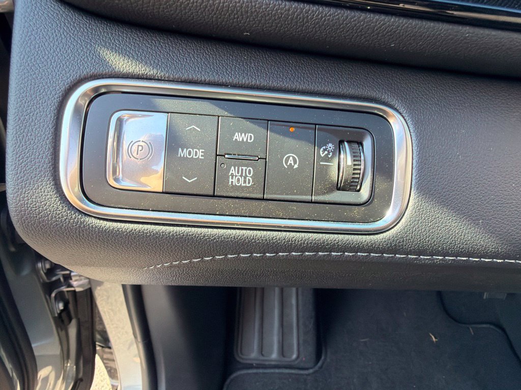 New 2026 Buick Enclave Sport Touring w/ Power Package AWD/4WD image 18