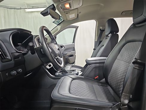 Used 2022 Chevrolet Colorado Z71 image 21