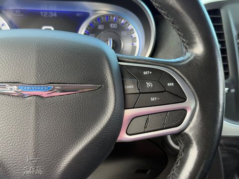 Used 2020 Chrysler 300 Touring w/ Sport Appearance Package image 24