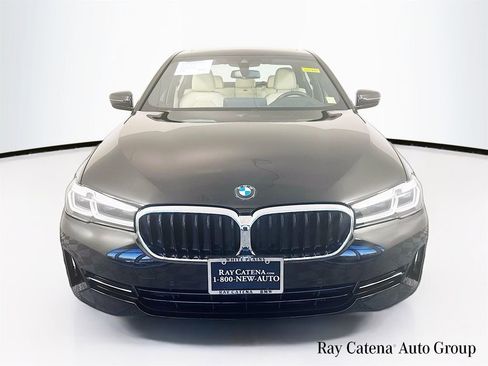 Certified 2023 BMW 530i xDrive w/ Premium Package image 2