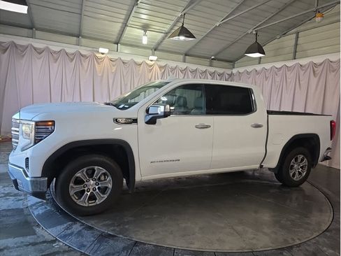 Used 2024 GMC Sierra 1500 SLT image 4
